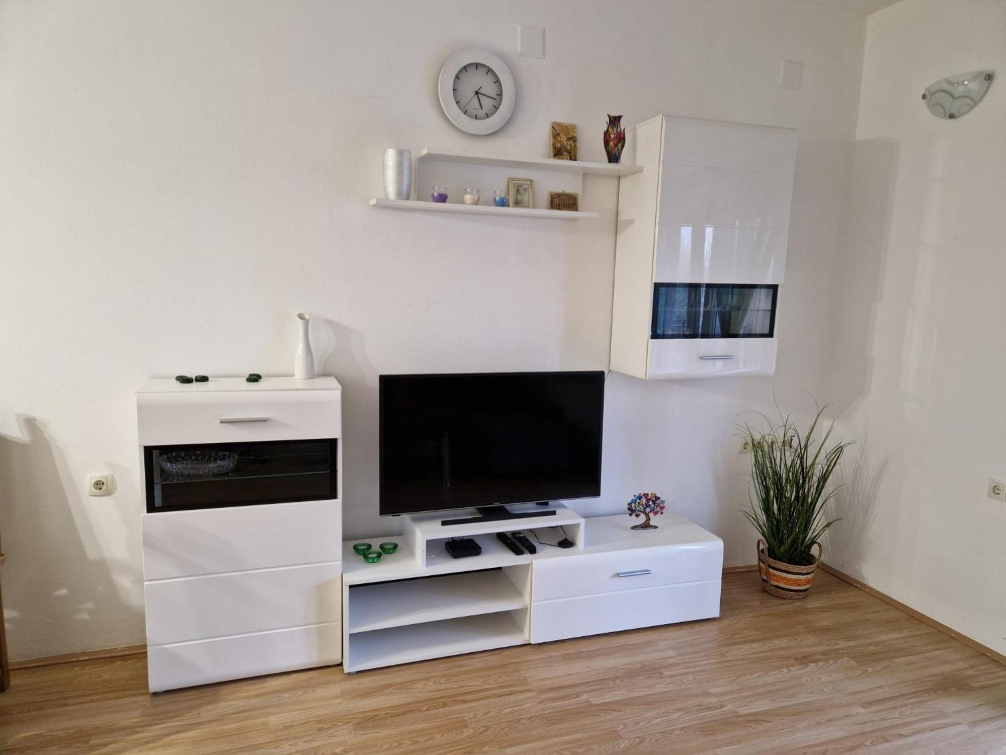 Apartment Galeb Zara Esterno foto